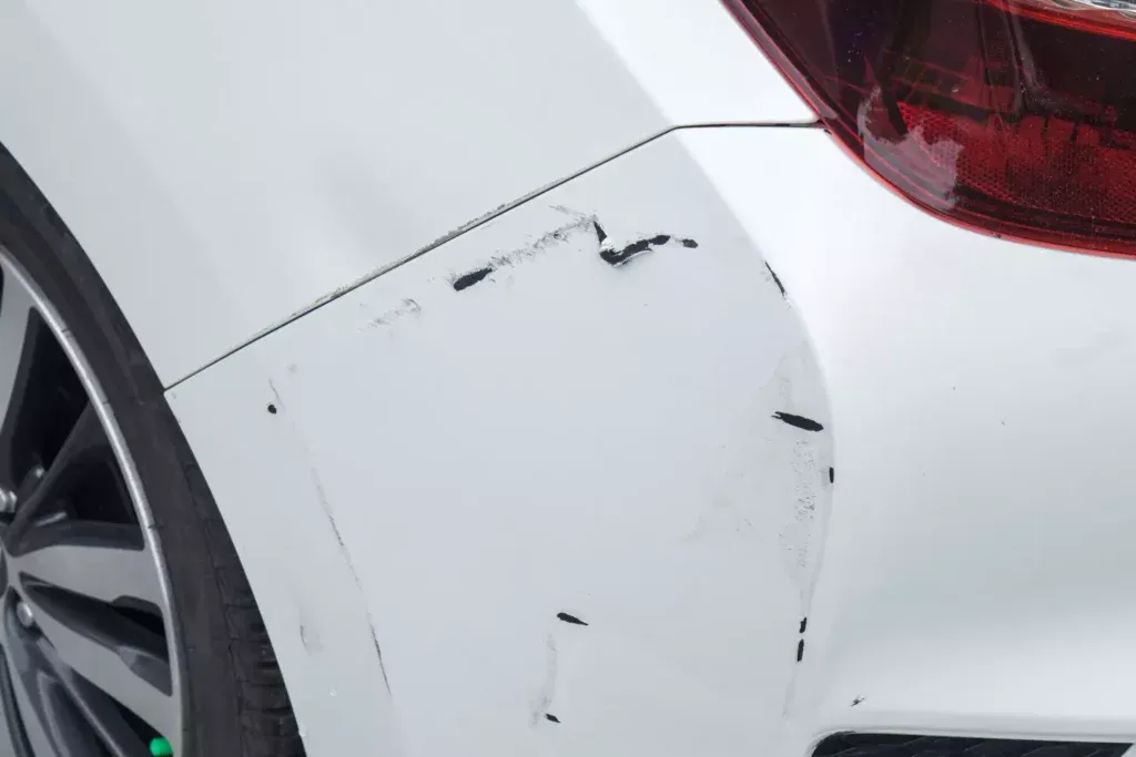 Zo houd je je auto glanzend en krasvrij: tips en technieken