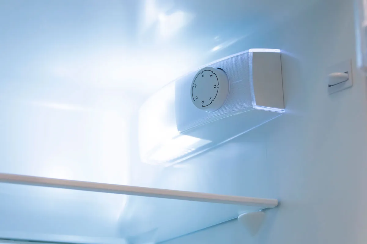 Wat die draaiknop in je koelkast écht doet